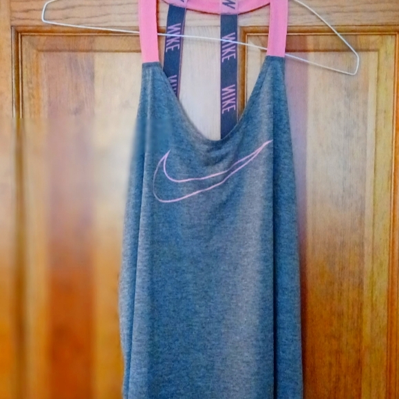 Nike Tops - Nike Women's Tank Top